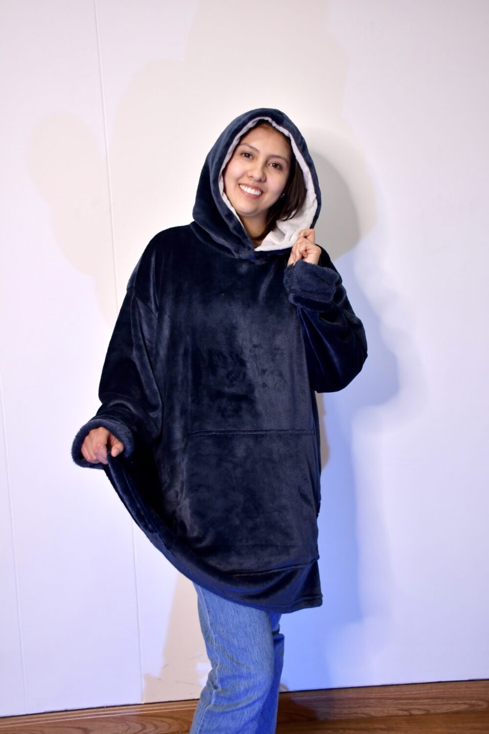 Buzo koala gigante sencillo – Azul oscuro